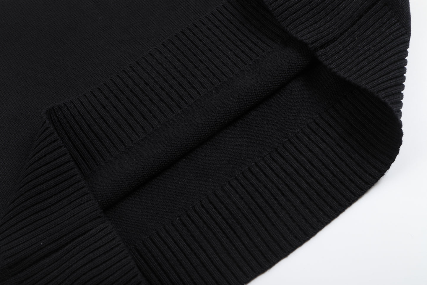 Ami black sweater