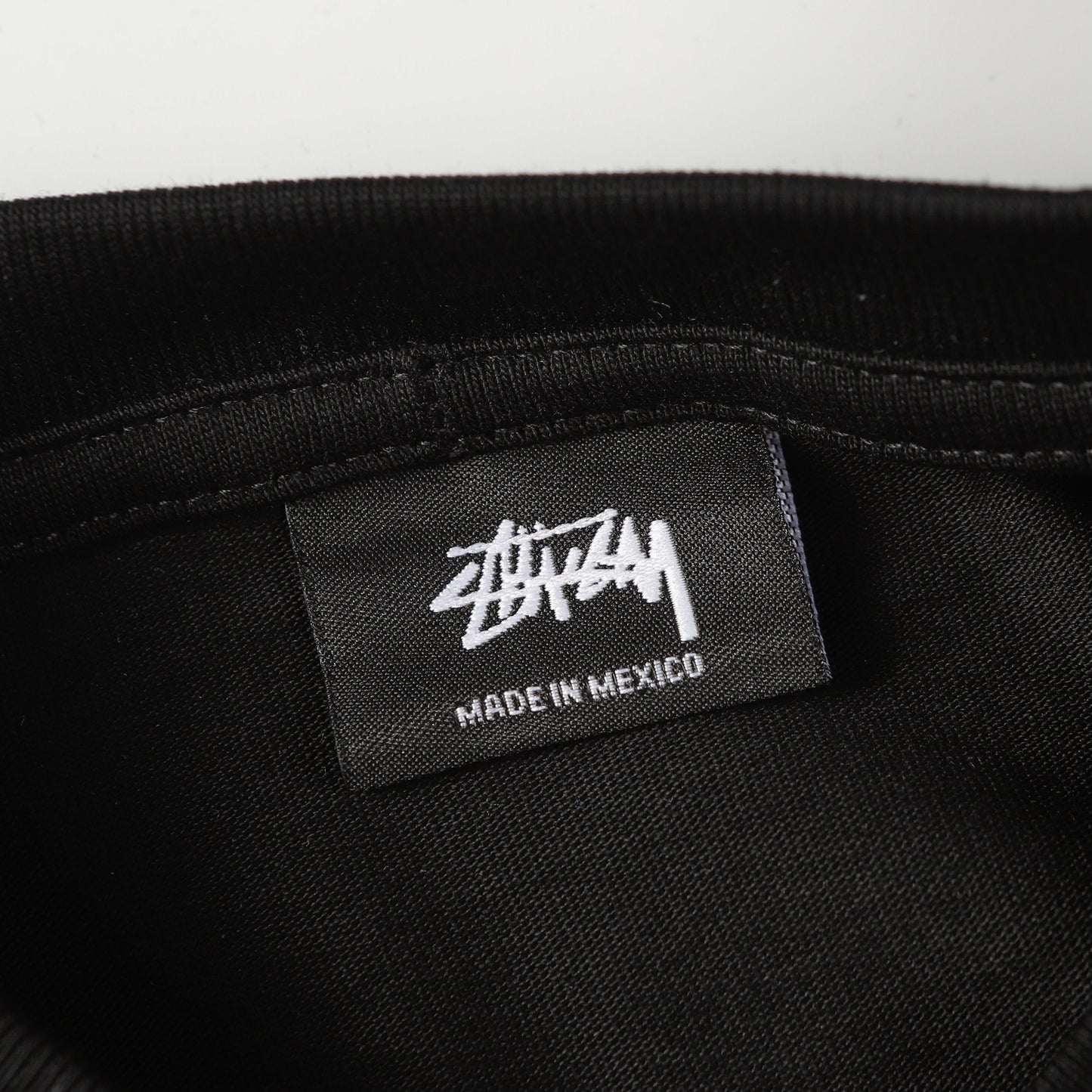 Stüssy strawberry black